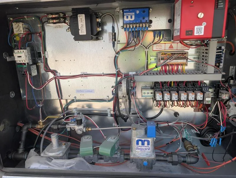 Organized commercial equipment control panel